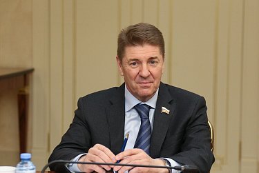 О поддержке местного самоуправления – за круглым столом
